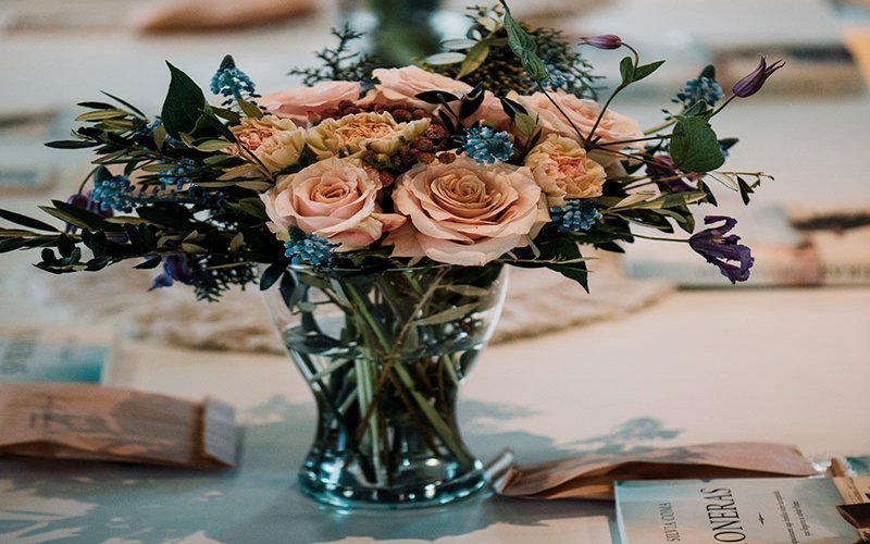 Decoracion floral presentacion Pioneras