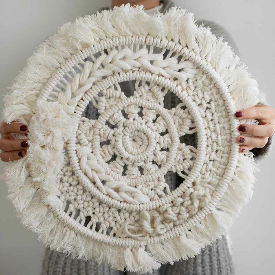 Tapiz circular macramé ateneo