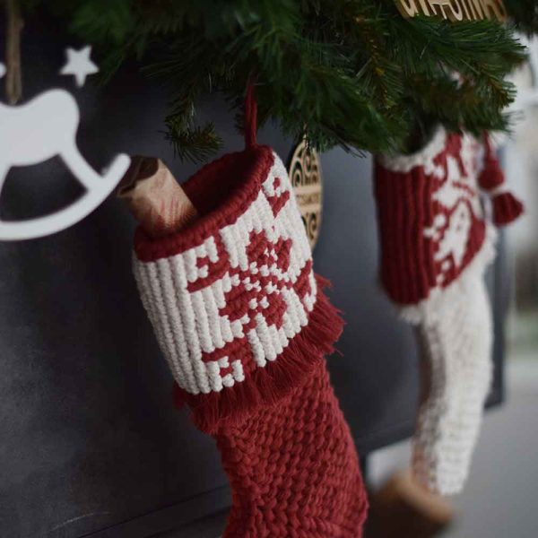 CALCETIN NAVIDEÑO MACRAME DETALLE2